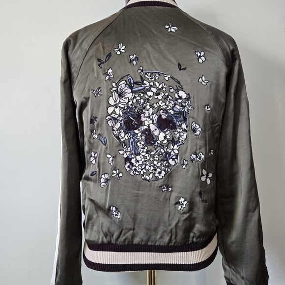 TALULA Aritzia Floral and Skull Embroidered Green Bomber Jacket. Small - Picture 8 of 16